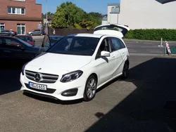 Calcitweiss unilack Gebraucht 2016 Mercedes B200 Van / Kleinbus | 8.250 € (Fairer Preis)