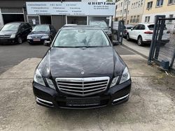 Schwarz Gebraucht 2012 Mercedes E220 Avantgarde Limousine | 11.990 € (Fairer Preis)
