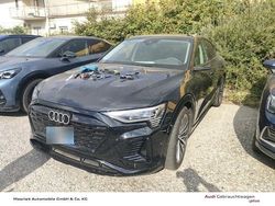 Mythosschwarz metallic Gebraucht 2024 Audi Q8 Sportback e-tron S-Line SUV | 45.840 €