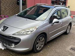 Silber Gebraucht 2008 Peugeot 207 Sport Kombi | 3.000 € (Guter Preis)