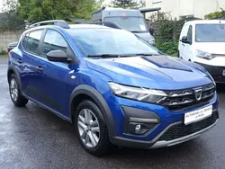 Blau Gebraucht 2023 Dacia Sandero Comfort Kleinwagen | 14.480 € (Fairer Preis)