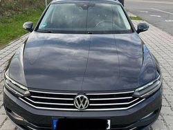 Grau Gebraucht 2019 VW Passat Business Kombi | 18.950 € (Fairer Preis)