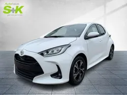 Schneeweiß Neu 2025 Toyota Yaris Kleinwagen | 27.849 € (Etwas zu teuer)