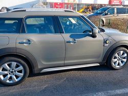 Grau Gebraucht 2022 Mini Countryman SUV | 23.999 €