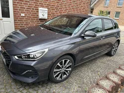 Grau Gebraucht 2019 Hyundai i30 YES! Limousine | 13.200 € (Guter Preis)