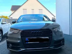 Grau Gebraucht 2011 Audi A1 S-line plus Kleinwagen | 10.990 € (Etwas zu teuer)