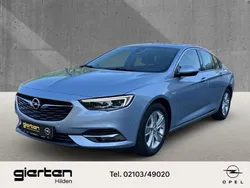 Blau Gebraucht 2017 Opel Insignia Innovation Limousine | 18.900 € (Etwas zu teuer)