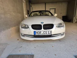Weiß Gebraucht 2011 BMW 330 Cabriolet Cabrio | 10.550 €