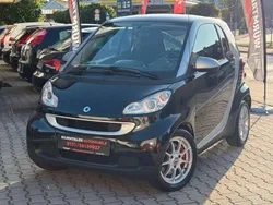 Schwarz Gebraucht 2009 Smart ForTwo Coupé Coupé | 3.690 € (Fairer Preis)