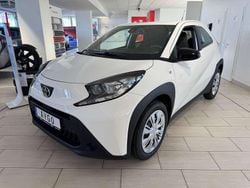 Schneeweiß Neu 2025 Toyota Aygo Business Edition Kleinwagen | 16.990 €