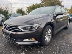 Schwarz Gebraucht 2016 VW Passat Comfortline Kombi | 16.000 € (Guter Preis)