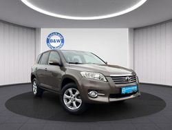 Braun Gebraucht 2011 Toyota RAV4 Life SUV | 12.899 € (Etwas zu teuer)
