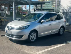 Silber Gebraucht 2014 Renault Scénic III Van / Kleinbus | 6.800 € (Fairer Preis)