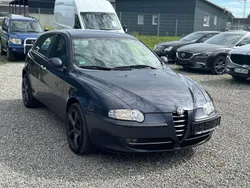 Blau Gebraucht 2004 Alfa Romeo 147 Impression Kleinwagen | 890 €