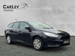 Schwarz Gebraucht 2015 Ford Focus Trend Kombi | 6.490 € (Fairer Preis)