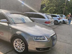 Silber Gebraucht 2005 Audi A6 Kombi | 2.900 €