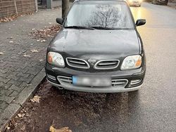 Schwarz Gebraucht 2002 Nissan Micra Kleinwagen | 500 € (Guter Preis)