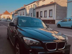 Schwarz Gebraucht 2011 BMW X1 SUV | 7.850 € (Guter Preis)
