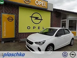 Schneeweiß Gebraucht 2022 Opel Corsa Edition Limousine | 13.300 € (Fairer Preis)