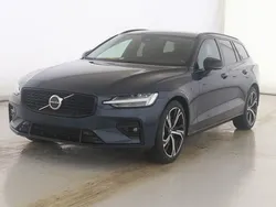 Blau Gebraucht 2024 Volvo V60 Plus Kombi | 38.700 € (Fairer Preis)