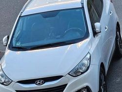 Weiß Gebraucht 2011 Hyundai ix35 SUV | 7.500 € (Fairer Preis)