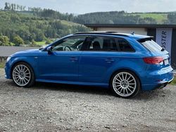 Blau Gebraucht 2017 Audi A3 Sportback Sport Limousine | 21.500 € (Teuer)