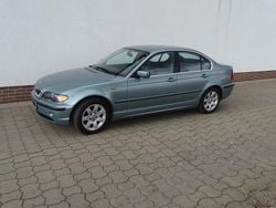 Grün Gebraucht 2003 BMW 320 Comfort Edition Limousine | 5.950 € (Etwas zu teuer)