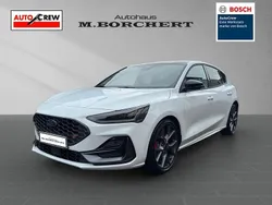 Weiß Gebraucht 2025 Ford Focus ST Limousine | 35.995 € (Guter Preis)