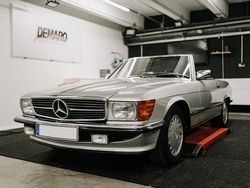 Silber Gebraucht 1987 Mercedes SL300 Cabrio | 45.000 €