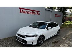 Platinum white pearl Neu 2025 Honda Civic Advance Limousine | 41.200 € (Etwas zu teuer)