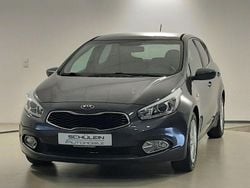 Winchestergrau Gebraucht 2014 Kia Ceed FIFA World Cup Edition Limousine | 8.980 € (Fairer Preis)