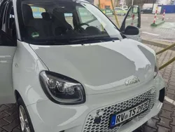 Gebraucht 2021 Smart ForFour Electric Drive Limousine | 13.000 €