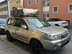Grau Gebraucht 2004 Nissan X-Trail Comfort SUV | 3.500 € (Fairer Preis)