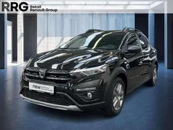 Schwarz Gebraucht 2022 Dacia Sandero Stepway Kleinwagen | 12.790 € (Guter Preis)