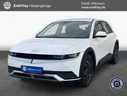 Weiss Gebraucht 2024 Hyundai Ioniq 5 Dynamiq SUV | 41.950 € (Etwas zu teuer)