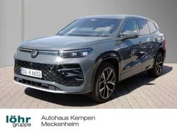 Delfingrau metallic Gebraucht 2025 VW Tayron R-line SUV | 58.950 € (Fairer Preis)