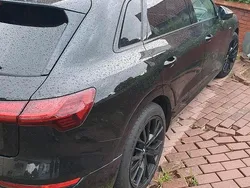 Schwarz Gebraucht 2018 Audi e-tron Sport SUV | 33.333 €