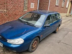 Gebraucht 2000 Ford Mondeo Kombi | 500 €