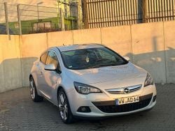 Grau Gebraucht 2011 Opel Astra GTC Edition Coupé | 6.500 € (Fairer Preis)