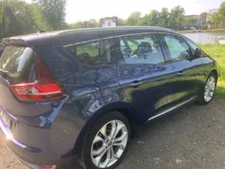 Grau Gebraucht 2018 Renault Grand Scénic IV LIMITED Van / Kleinbus | 13.000 € (Fairer Preis)