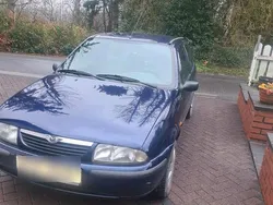 Andere außenfarben Gebraucht 1998 Mazda 121 Kleinwagen | 800 €