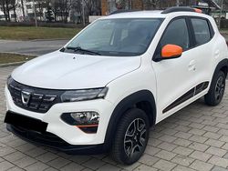 Weiß Gebraucht 2022 Dacia Spring Comfort Plus Kleinwagen | 10.900 € (Fairer Preis)
