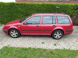 Rot Gebraucht 2001 VW Bora Limousine | 1.100 € (Guter Preis)