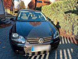 Schwarz Gebraucht 2008 VW Golf V Kleinwagen | 2.600 € (Fairer Preis)