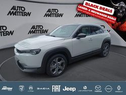 Weiß ceramic metallic 3tone Gebraucht 2021 Mazda MX30 Comfort SUV | 15.989 € (Fairer Preis)