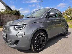 Grau Gebraucht 2021 Fiat 500e La Prima Kleinwagen | 22.499 € (Teuer)