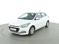 Weiß Gebraucht 2016 Hyundai i20 GO! Limousine | 8.650 € (Fairer Preis)