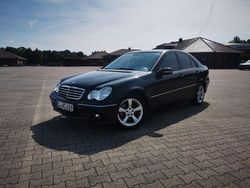 Blau Gebraucht 2008 Mercedes C200 Avantgarde Limousine | 6.400 € (Guter Preis)