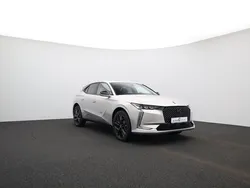Crystal grau Gebraucht 2023 DS Automobiles DS4 Performance Line Plus Limousine | 30.490 € (Fairer Preis)