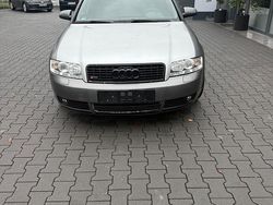Silber Gebraucht 2003 Audi A4 Limousine | 2.350 € (Guter Preis)